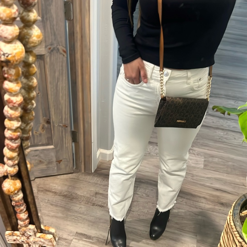 White Zara jeans